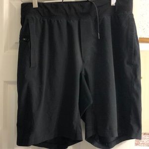Men’s black lulu shorts